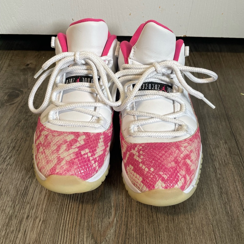 Jordan 11 retro low pink snakeskin 2019